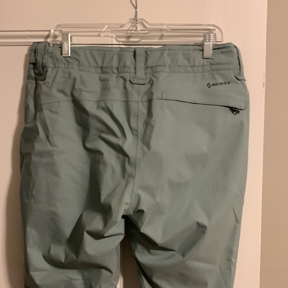 Scott Snowpants - Picture 4 of 7